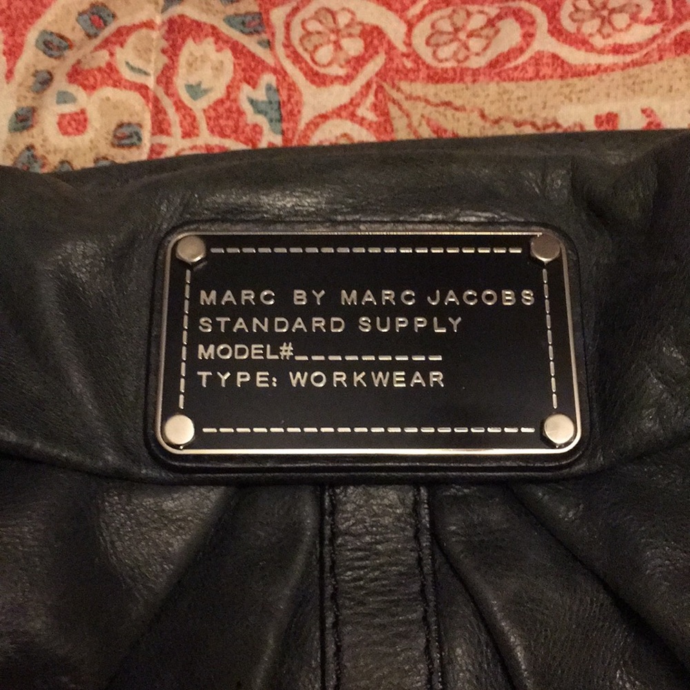 Totes - Picture 2 of 2